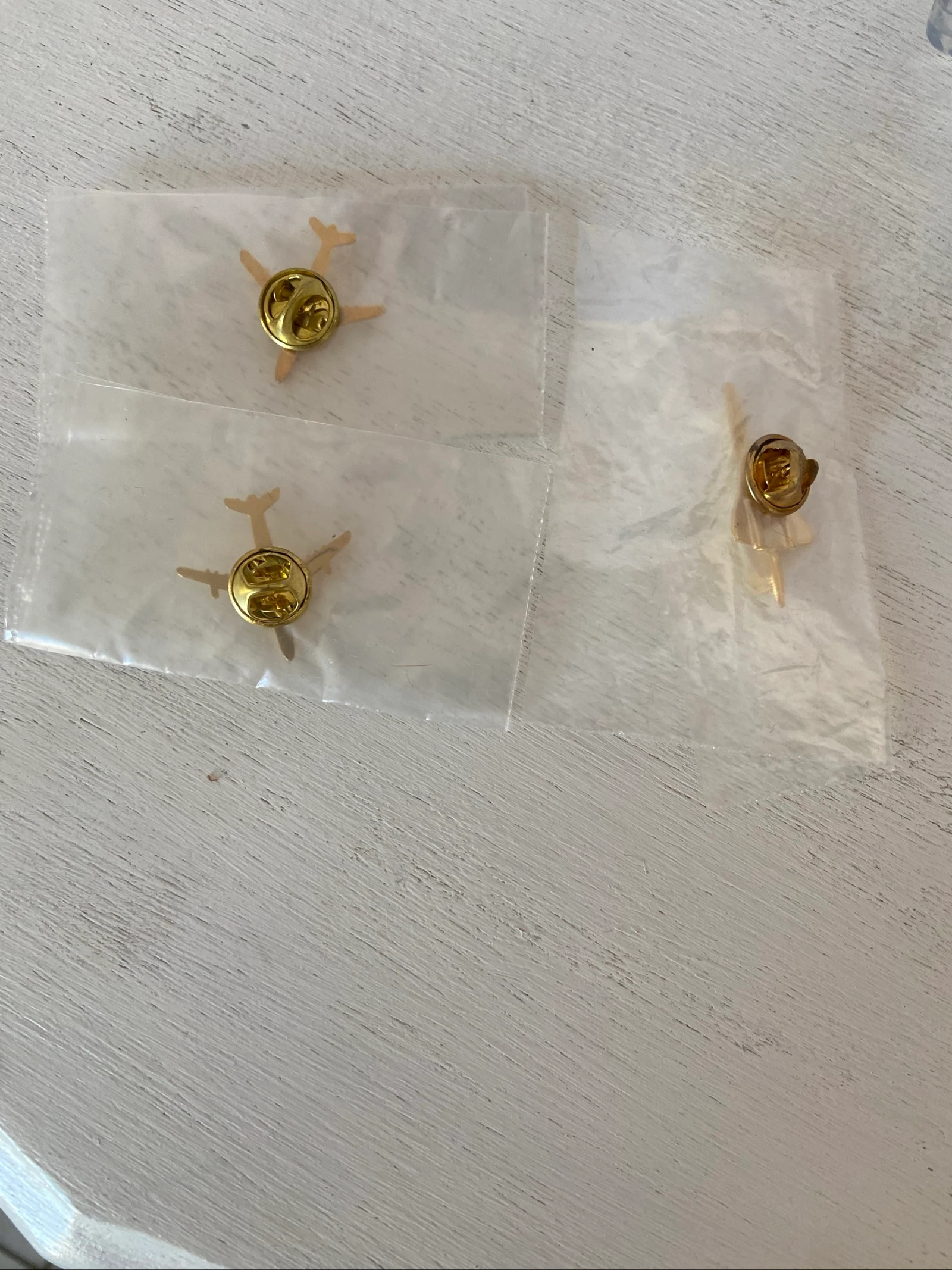 Pin’s – photo 2